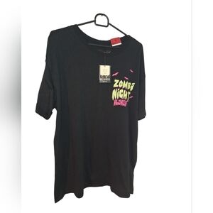 Halloween Lefties Zombie Night  Scary Night Party Graphic Tshirt Size Large NWT
